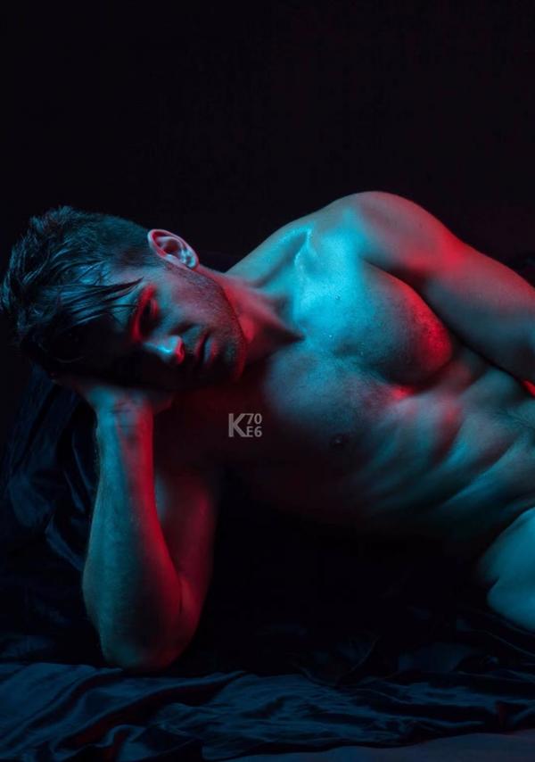 Whoseman-12-芬達Maxime譜出的異國情慾